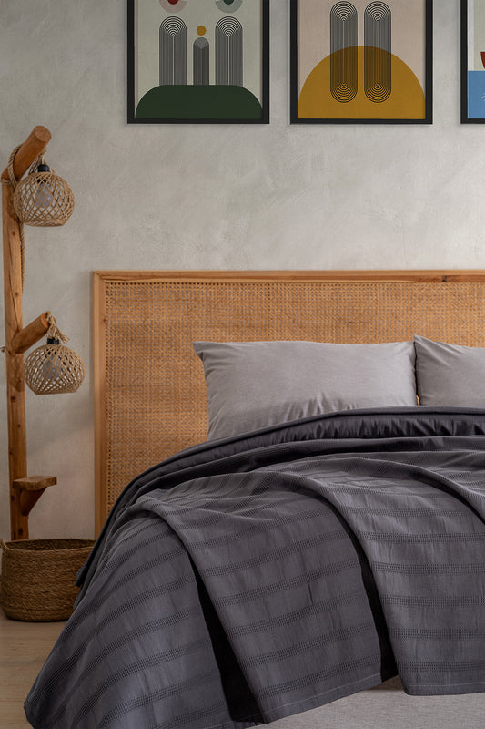 Alaca Çift Kişilik Pike Takımı – Antrasit (200×220)