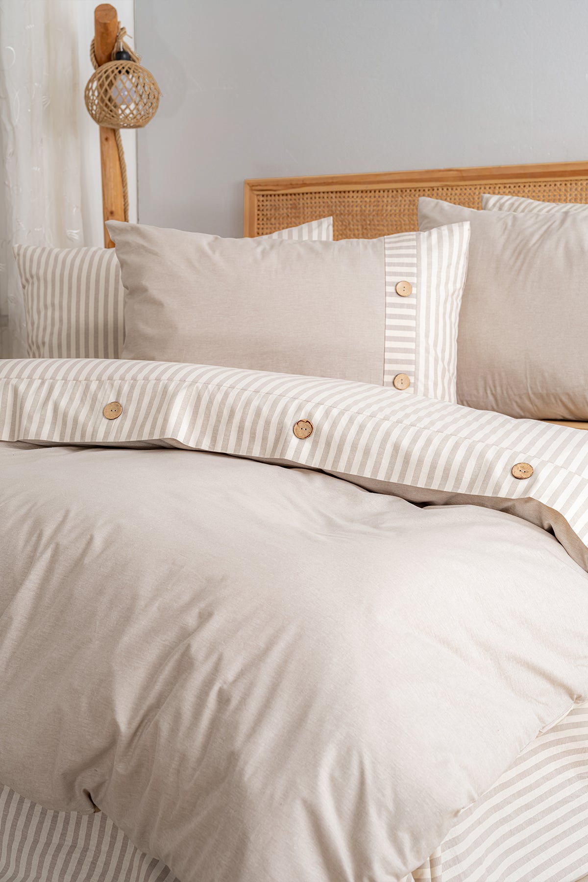 Linea Çift Kişilik Nevresim Takımı – Bej (200×220)